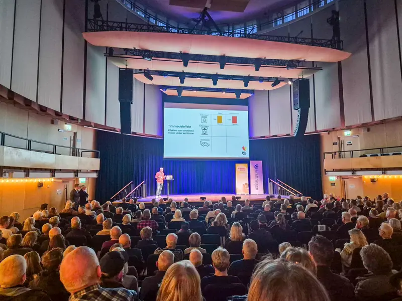 Under tisdagskvällen den 24 mars höll Kraftringen Nät ett seminarium för omkring 350 privatkunder som kom för att höra om vår elnätsverksamhet och våra framtidsplaner. Om en vecka är det dags för nästa träff i Eslöv den 31 mars.